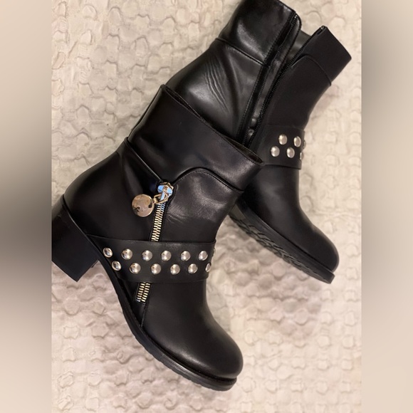 Capezzani Shoes - Capezzani Moto Boots